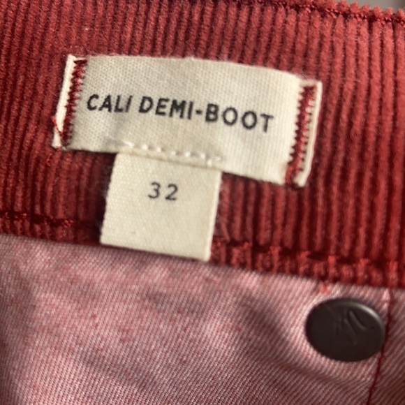 Madewell Cali Demi-Boot Jeans in Corduroy: Button Front Edition Size 32 - Picture 6 of 7